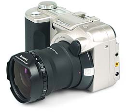Fujifilm MX-2900 Zoom mit Fujifilm WL-MX29 Weitwinkelkonverter [Foto: MediaNord]