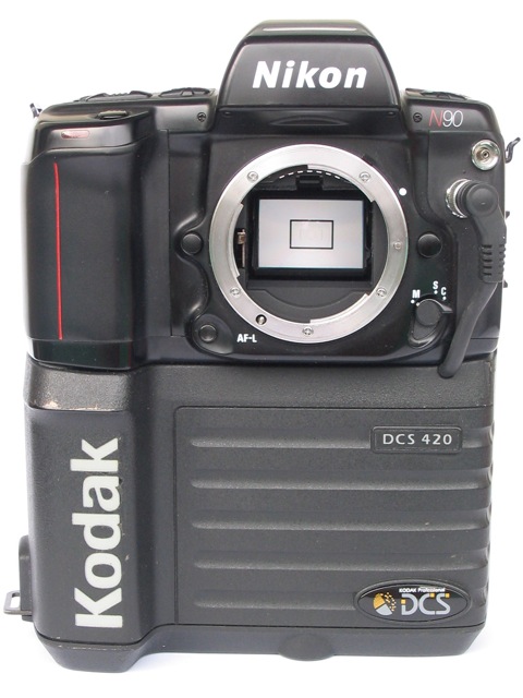 03/95 - DSLR Kodak DCS 420 auf Basis Nikon N90 (Foto: Harald Schwarzer)